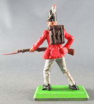 Britains Deetail Waterloo Anglais Infanterie de ligne chargeant avec bayonnette