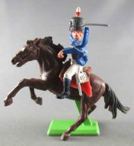 Britains Deetail Waterloo Français cavalier Hussard bleu chargeant sabre levé cheval brun  cabré
