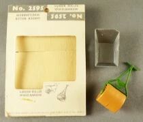 Britains Floral Jardin Miniature Rouleau de Jardin et Brouette R&eacute;f 2595 Incomplet
