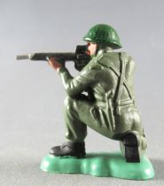 Britains Herald - Khaki Infantry - Firing kneeling