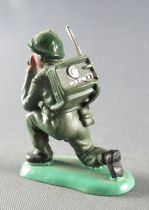 Britains Herald - Khaki Infantry - Radio kneeling 2