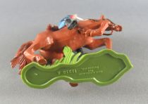 Britains Herald - U.S. 7th Cavalry -  Mounted with rifle sabre up brown horse 1