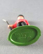 Britains Herald Regimental Soldier Guard standing rifle on side 1