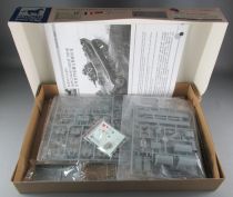 Bronco CB35001 -French H39 Hotchkiss Light Tank 1:35 Mint in Box