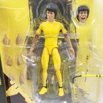 Bruce Lee - \ Enter the Dragon\  Yellow Jumpsuit - Figurine 17cm Diamont Select
