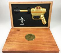 Buck Rogers (in the 25th Century) - Disintegrator Pistol Replica (Day2Day Trading)