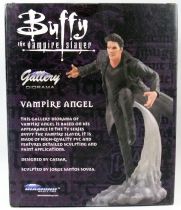 Buffy The Vampire Slayer - Statue pvc 25cm Vampire Angel - Diamond Gallery Diorama