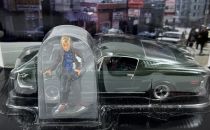 Bullitt - Revell (2001) - Frank Bullitt\'s \'68 Ford Mustang (1:25 Die Cast w/figure)