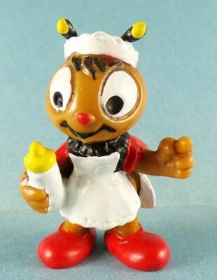 Bully\'s Bee (Bully-Bienchen) - Bully 1975 Pvc Figure - Bee Nurse