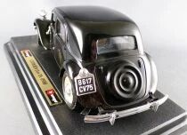 Burago 1501 Citro&euml;n 15CV TA 1938 Black 1:24 Mint in Box