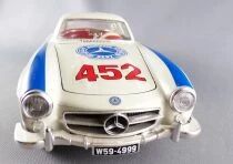 Burago 3015 Mercedes 300 SL # 452 1956 Mille iglia Cacciari / Bordoni 1:18 no Box
