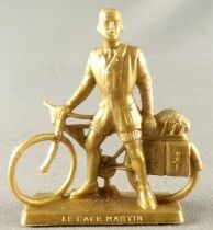 Caf&eacute; Martin Life in the Nature n&deg; 24 Scout with Bicycle