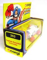 Captain America - Corgi Ref. 263 - Captain America Jetmobile (mint in box)