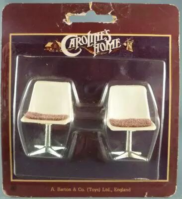 Caroline\'s Home -  2 Chaises Designs Maison de Poup�es Neuf Blister