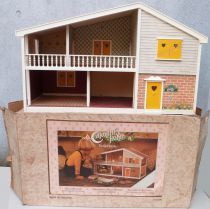 Caroline\'s Home - Electrified Dolls House 70 cm Mint in Box