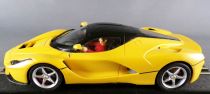 Carrera Digital 30681 - Ferrari LaFerrari Jaune Modifiée Evolution sans