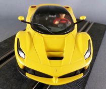 Carrera Digital 30681 - Ferrari LaFerrari Jaune Modifiée Evolution sans