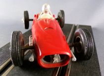 Carrera Universal 401 - Ferrari 156 F1 Rouge #6 Phil Hill sans Boite 1/32