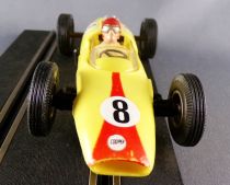 Carrera Universal 403 - Lotus Climax Cooper T66 F1 Light Yellow Red Stripe #8 no Box 1:32