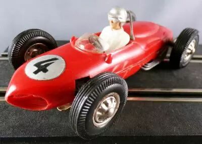 Carrera Universal 40401 - Ferrari 156 F1 Red #4no Box 1:32