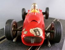 Carrera Universal 40401 - Ferrari 156 F1 Rouge #6 Phil Hill sans Boite 1/32