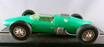 Carrera Universal 40403 - Lotus Climax Cooper T66 F1 Verte sans Pilote sans Boite 1/32