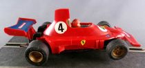 Carrera Universal 40408 - Ferrari 312 T F1 Red #4 Boxed 1:32