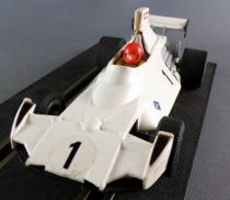 Carrera Universal 40409 - Brabham BT44 N°1 F1 1975 Carlos Reuteman en Boite Carton 1/32