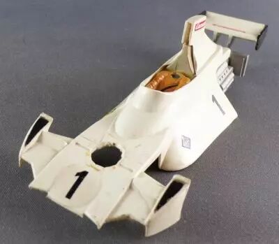 Carrera Universal 40409 - White Brabham BT 44 F1 #25 Body Only no Box 1;32