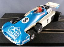 Carrera Universal 40410 - Ford Tyrell P34 F1 Blanche & Bleue N° 8 sans Boite 1/32