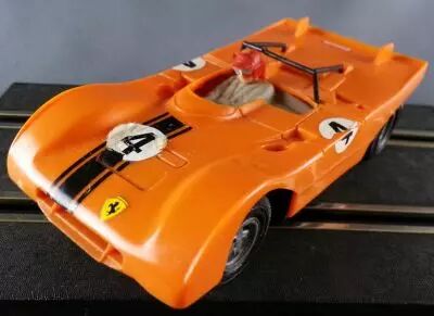 Carrera Universal 40470 - BMW Turbo Rouge & Orange - Voiture Slot Racing 1/32 Sans Boîte