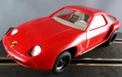 Carrera Universal 40423 - Porsche 928 Red Lighting no Box 1:32