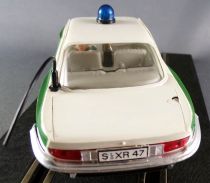 Carrera Universal 40424 - BMW 3,0 CSL Police Boxed 1:32