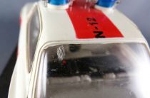 Carrera Universal 40425 - BMW 3,0 CSL Emergency Doctor Notarzt no Box 1:32