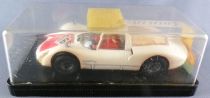 Carrera Universal 40426 - Porsche Carrera 6 Blanche N°16 Eclairage en Boite 1/32
