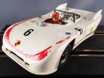 Carrera Universal 40432 - Porsche 908 Blanche Bande Rouge N°6 en Boite 1/32