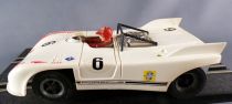 Carrera Universal 40432 - Porsche 908 Blanche Bande Rouge N°6 en Boite 1/32