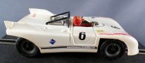 Carrera Universal 40432 - Porsche 908 Blanche Bande Rouge N°6 en Boite 1/32