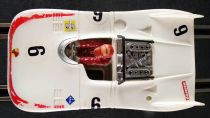 Carrera Universal 40432 - Porsche 908 Blanche Bande Rouge N°6 en Boite 1/32