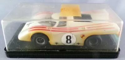 Carrera Universal 40463 - Porsche 917 Lexan White Red Strpes #8 Boxed 1:32