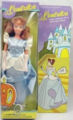 Cendrillon - Poup�e Mannequin Disney - Cendrillon (robe de bal)