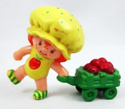 Charlotte aux fraises - Miniatures - Chausson aux Pommes tirant une charette (loose)