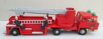 CHR - Bernard Fire Truck Pomper Big Ladder Wire Guided 45cm Boxed