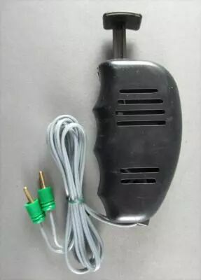 Circuit 24 - Poign�e Commande Contr�le Vitesse Noire 2