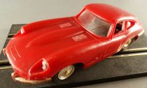 Circuit 24 ref 8205 - Red Jaguar E Type Chrome Wheels 1