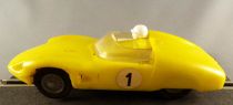 Circuit 24 ref 8301 - Yellow DB Panhard Chrome Wheels