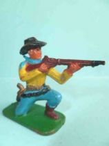 Clairet - Nestle -  Cow-boys - Footed Firing rifle kneeling