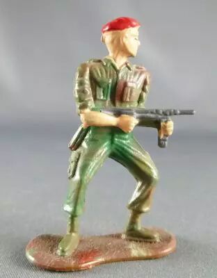 Cofalu - 54mm - Arm�e Moderne - Tireur Mitraillette Debout