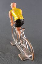 Cofalu (70\'s) - Cyclist (Plastic) - Yellow Jersey Standing up 2