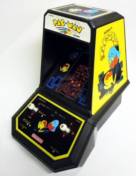 Table of 9: Pac-man • COKOGAMES